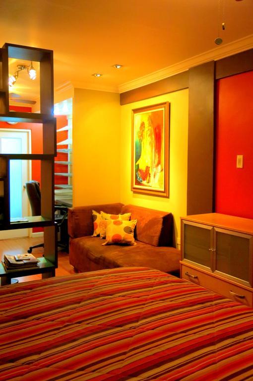 Choose To Be Happy At Seymour # 9 And #16 - Studio Apartments كينغستون الغرفة الصورة
