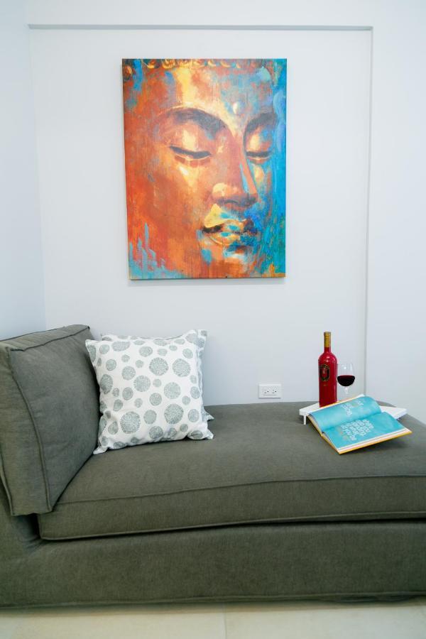 Choose To Be Happy At Seymour # 9 And #16 - Studio Apartments كينغستون المظهر الخارجي الصورة