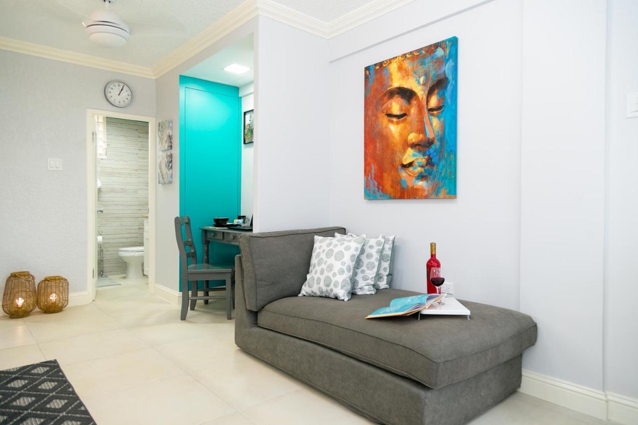 Choose To Be Happy At Seymour # 9 And #16 - Studio Apartments كينغستون المظهر الخارجي الصورة